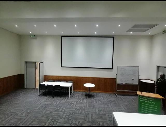 INDUSTRIAL PROPERTY TO RENT IN HALFWAY HOUSE